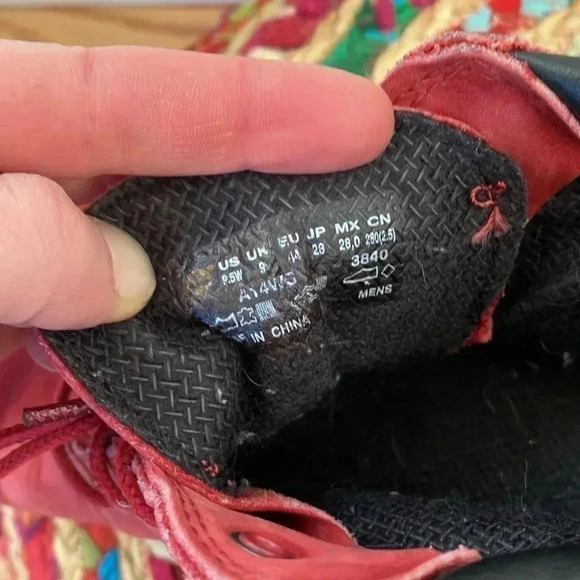 Timberland waterproof red  leather boots - Picture 6 of 6